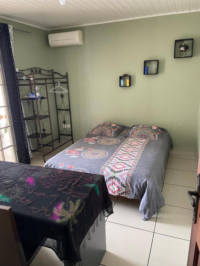 Bienvenue chez tatie Ka villa avec piscine Bras-Panon Extérieur photo